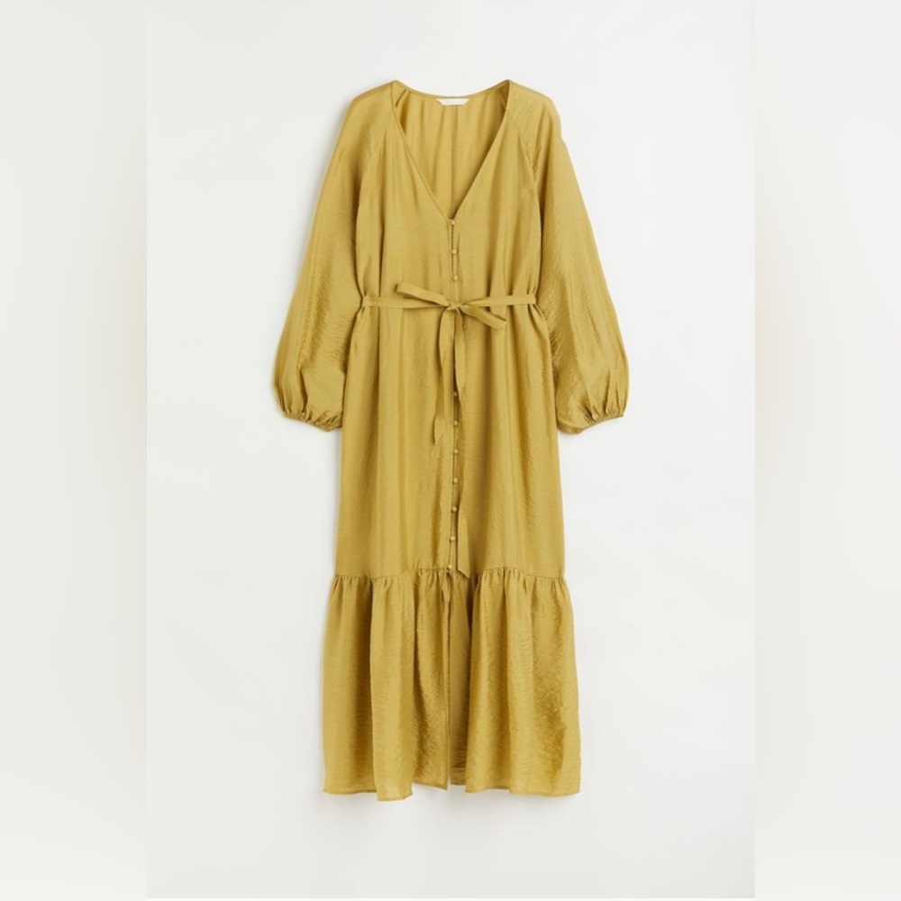 H&M Tie Belt Balloon Sleeved Dress - size Large